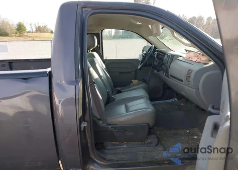 2010 Chevrolet Silverado 2500Hd Work Truck z USA, uszkodzony, nr VIN 1GC3CVBG7AF125409